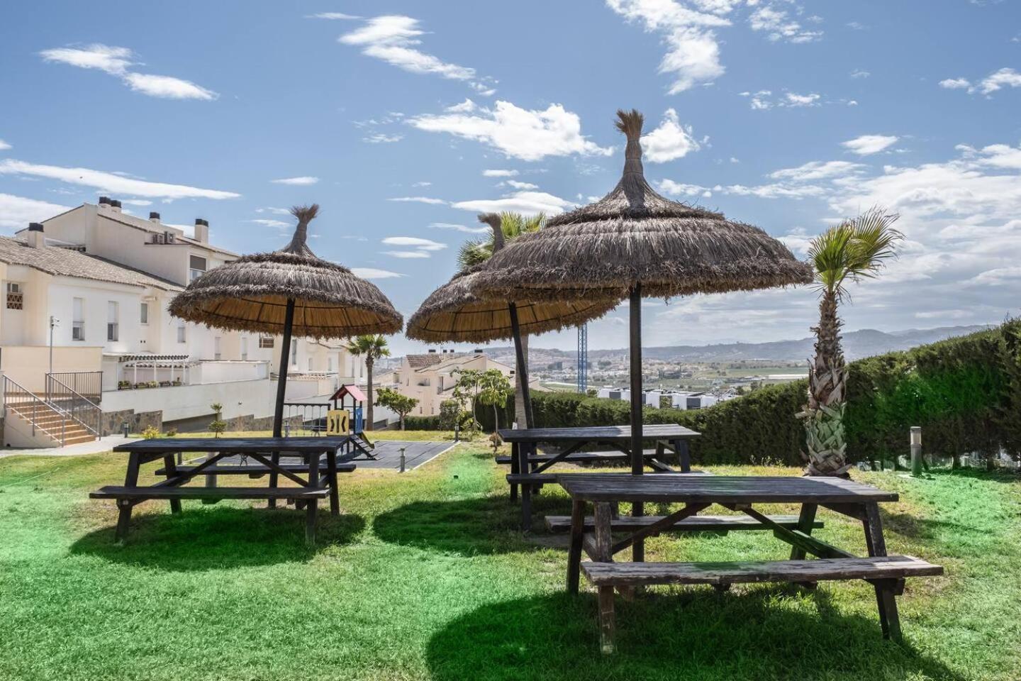 Relaxation, Golf & Beach Caleta De Velez Exterior photo