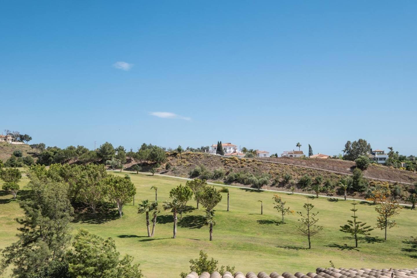 Relaxation, Golf & Beach Caleta De Velez Exterior photo